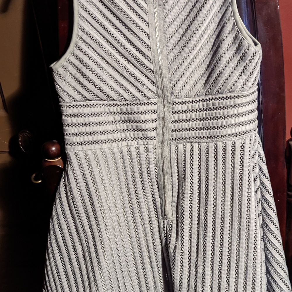 Dress - Picture 5 of 5